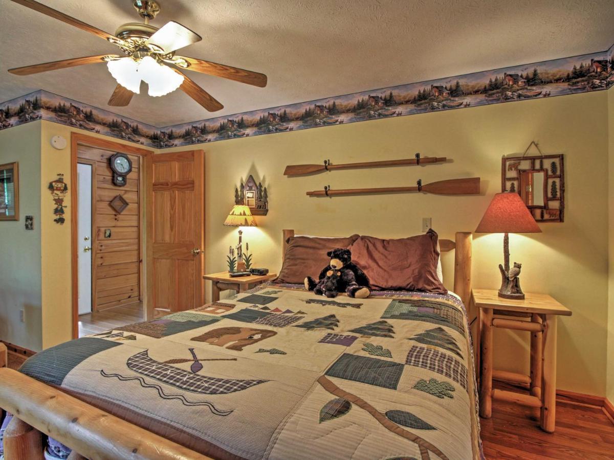 Idyllic Cabin With Hot Tub Less Than 2 Mi To Dollywood! Севьервилл Экстерьер фото